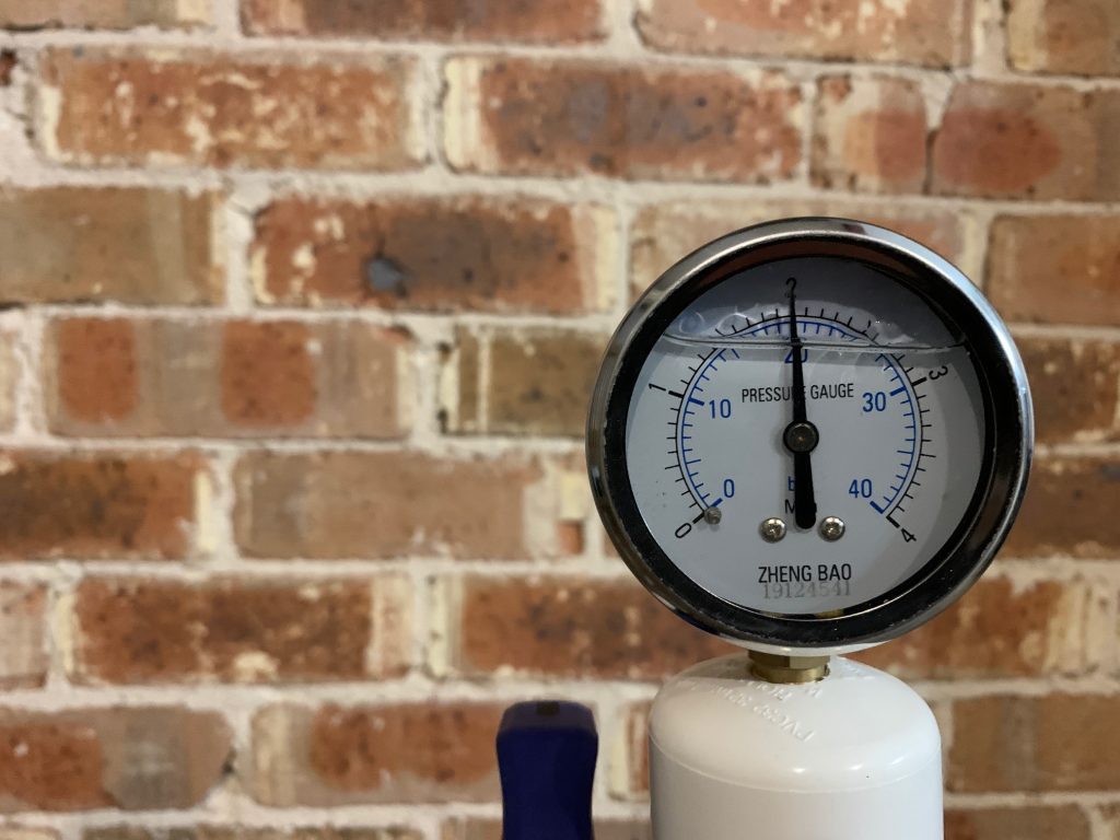 pressure gauge